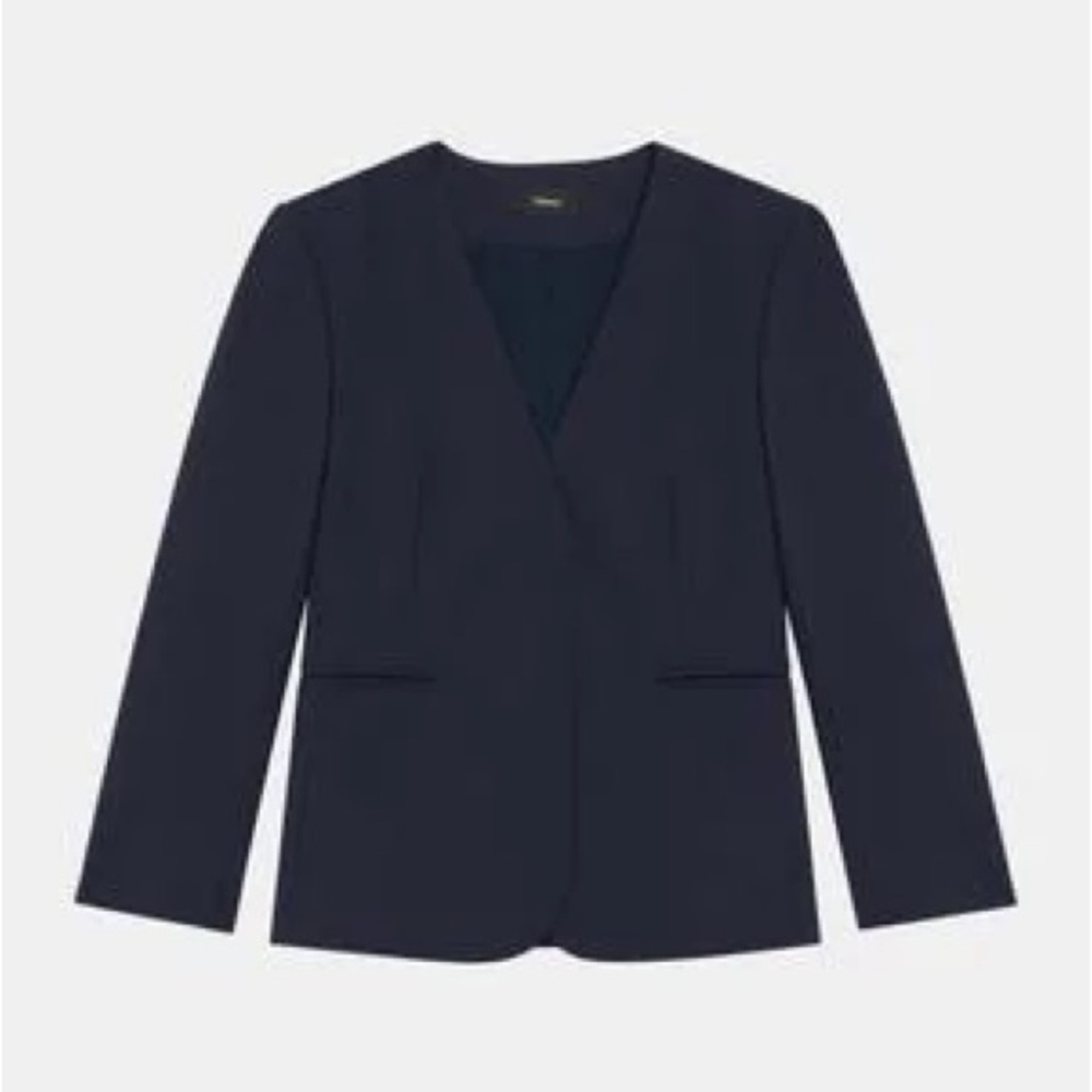 Theory Lindrayia Blazer in Good Wool